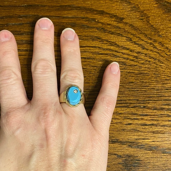 Stella & Dot Gold Ring with Blue Accent - Picture 4 of 9